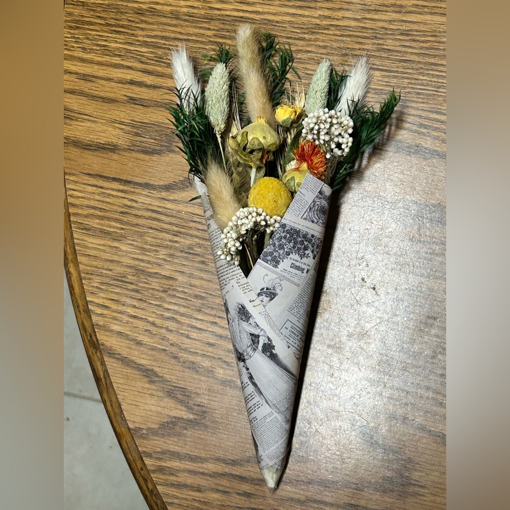 Mini Dried Flower Bouquet